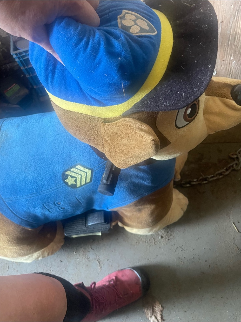 Plush Paw Patrol Chase Dog Ride-On Blue & Brown not working